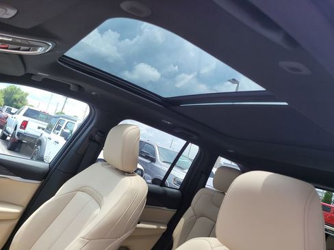 New 2025 Jeep Grand Cherokee Limited w/ Trailer Tow Package image 20