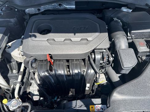 Used 2016 Kia Optima LX FWD image 25