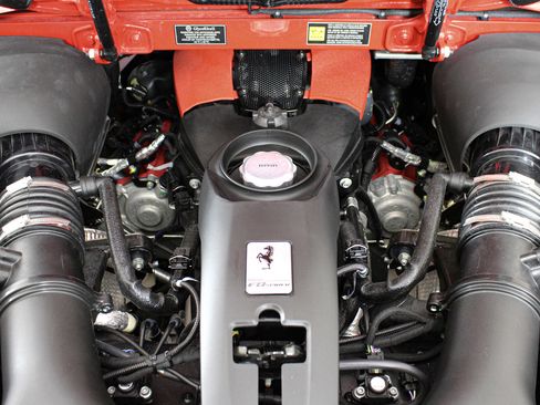 Certified 2022 Ferrari F8 Tributo RWD image 53