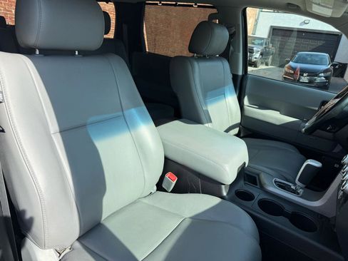 Used 2017 Toyota Sequoia Limited image 9