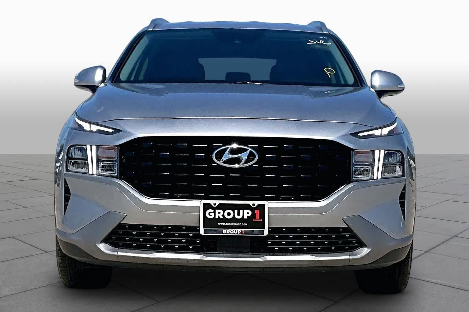 Used 2023 Hyundai Santa Fe SEL FWD image 4
