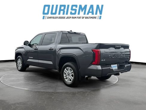 Used 2022 Toyota Tundra SR5 AWD/4WD image 4