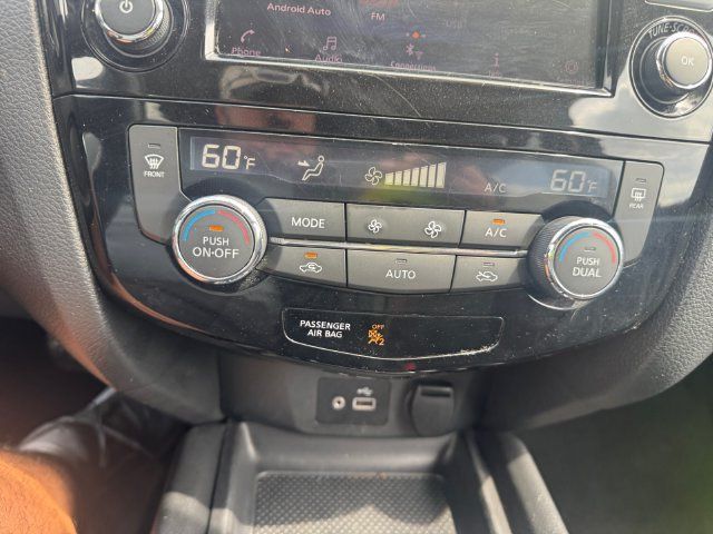 Used 2018 Nissan Rogue SV FWD image 17