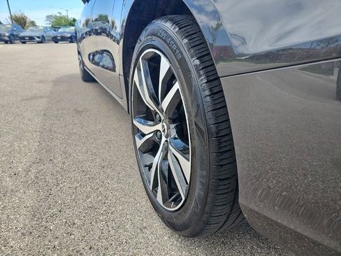 Used 2024 Volvo S60 B5 Core FWD image 38