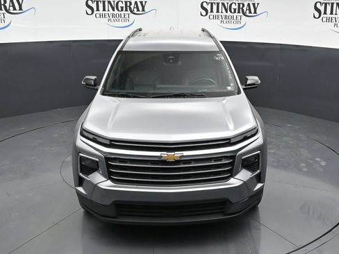 Used 2025 Chevrolet Traverse LT AWD/4WD image 19