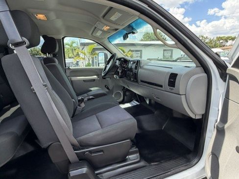 Used 2013 Chevrolet Silverado 2500 W/T RWD image 16