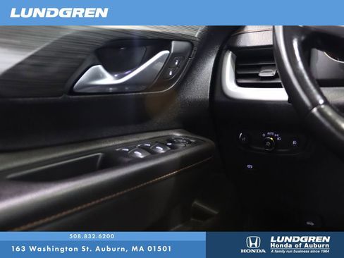 Used 2020 GMC Terrain SLT image 26