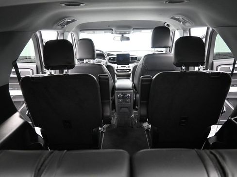 Certified 2023 Ford Explorer XLT w/ Equipment Group 202A image 32