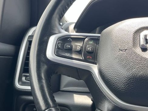 Used 2022 RAM 1500 Big Horn AWD/4WD image 30