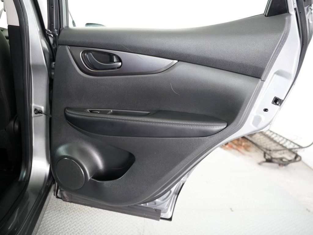 Used 2018 Nissan Rogue Sport S FWD image 32