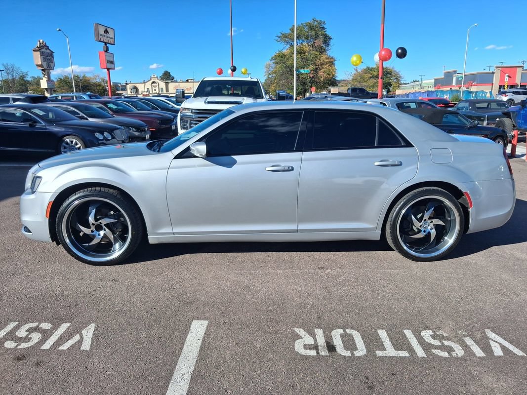 Used 2021 Chrysler 300 S RWD image 4
