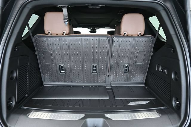 New 2026 Chevrolet Tahoe High Country AWD/4WD image 29