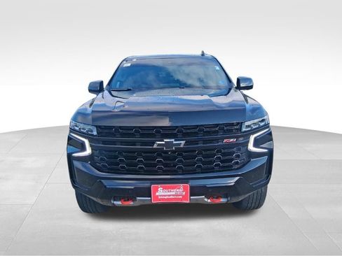 Used 2023 Chevrolet Tahoe Z71 w/ Luxury Package AWD/4WD image 9