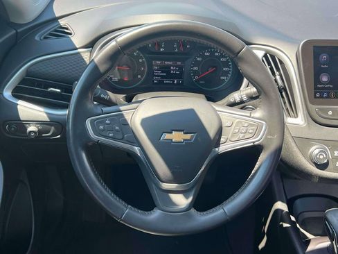 Used 2022 Chevrolet Malibu RS FWD image 15