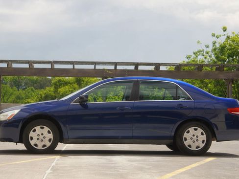 Used 2004 Honda Accord LX image 6