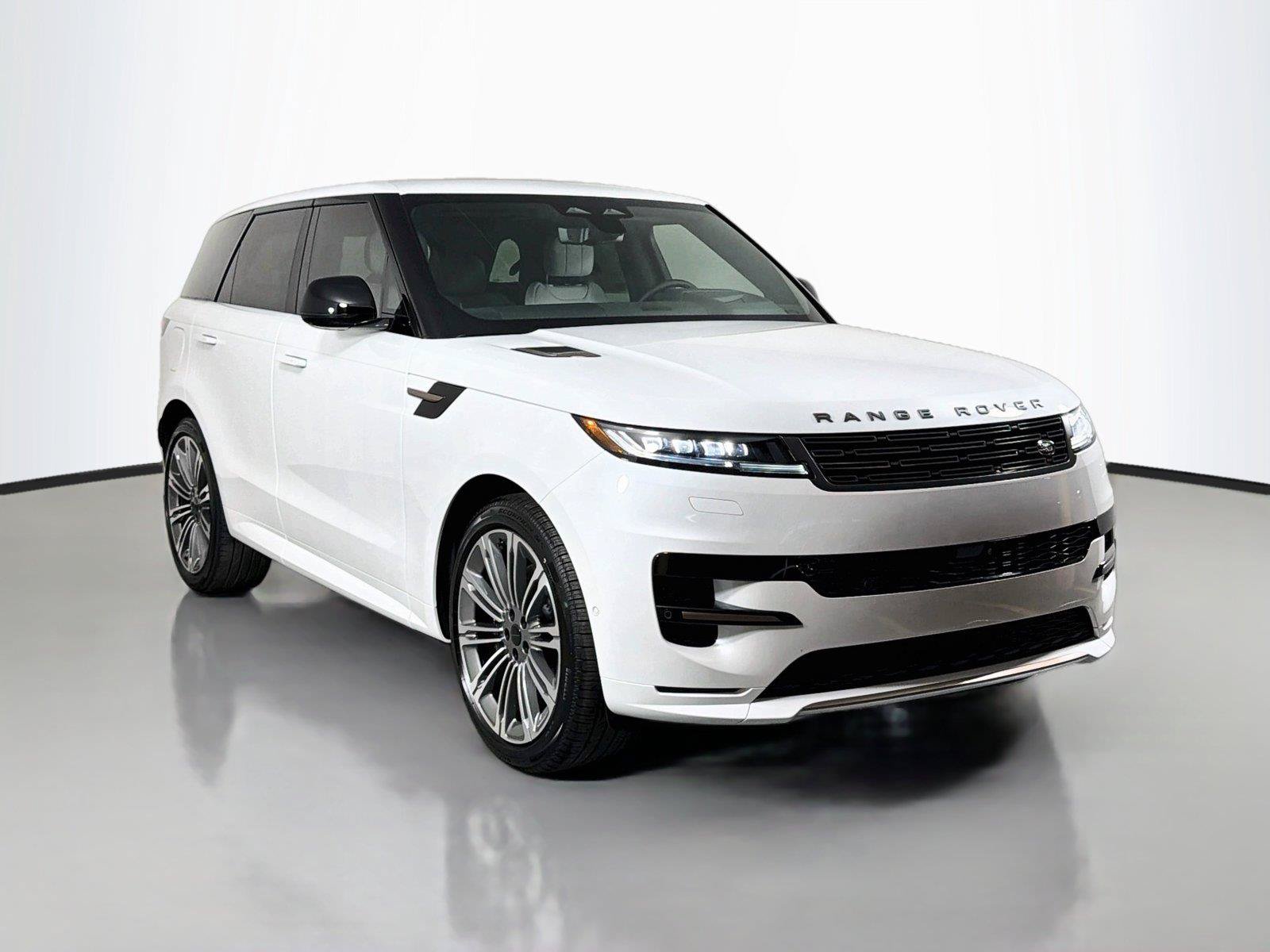 New 2027 Land Rover Range Rover Sport Dynamic SE AWD/4WD image 3