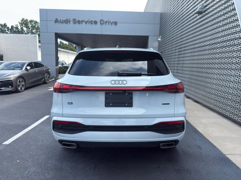 Certified 2025 Audi Q5 Prestige AWD/4WD image 4