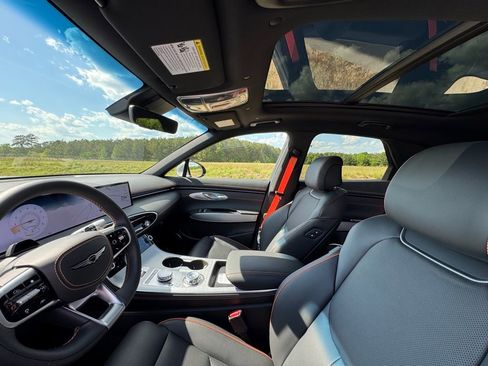 New 2026 Genesis GV70 2.5T Sport Prestige w/ G1 Accessory Package image 19