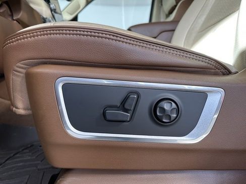 Used 2019 RAM 1500 Laramie image 22