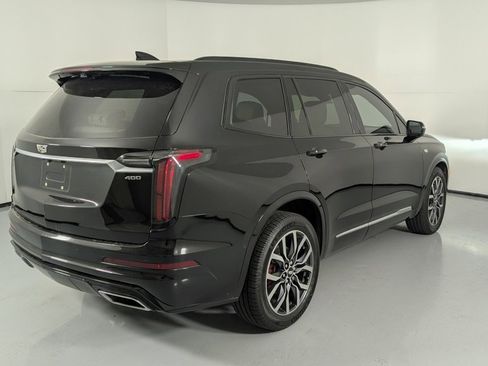 Certified 2022 Cadillac XT6 Sport w/ Technology Package image 4