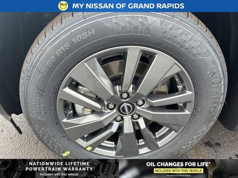 New 2026 Nissan Pathfinder SV AWD/4WD image 9