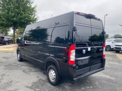 Used 2023 RAM ProMaster 2500 FWD image 5
