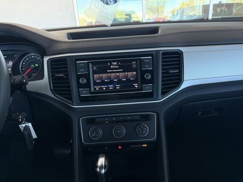 Used 2021 Volkswagen Atlas Cross Sport S image 15