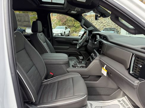 New 2026 GMC Sierra 1500 AT4X image 21