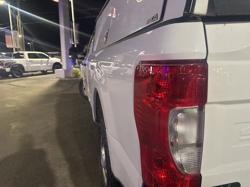 Used 2020 Ford F250 XL w/ Power Equipment Group image 8