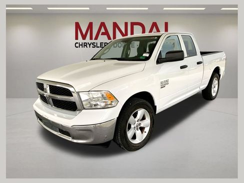Used 2024 RAM 1500 Classic SLT AWD/4WD image 1