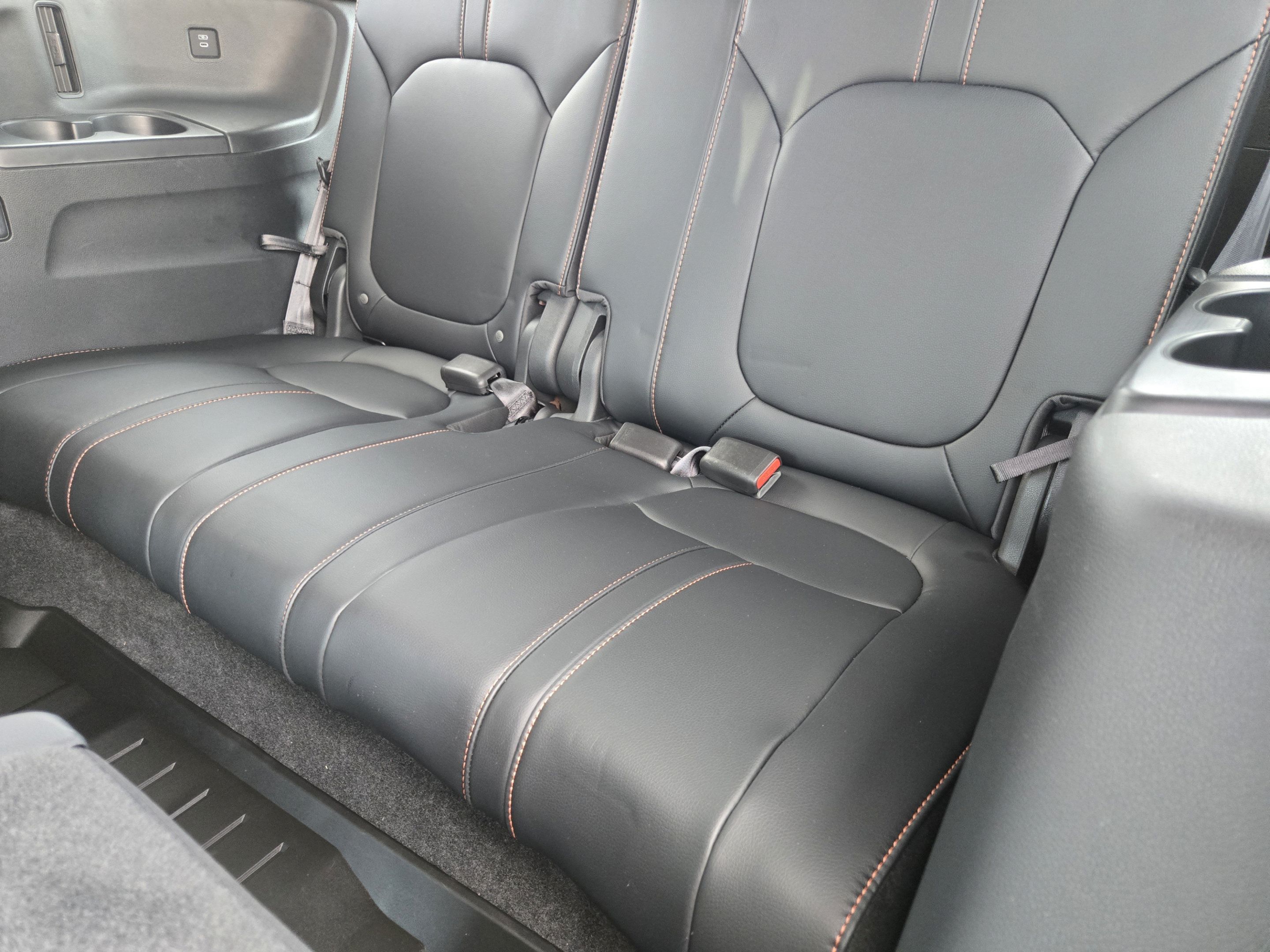 Used 2025 Honda Pilot TrailSport image 27