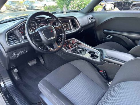 Used 2021 Dodge Challenger GT image 6