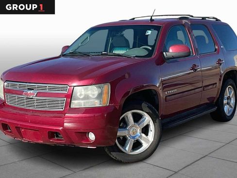 Used 2007 Chevrolet Tahoe LTZ w/ LTZ Preferred Equipment Group image 1