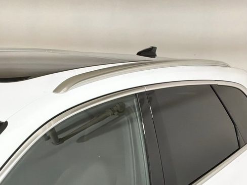 Used 2025 Audi Q5 Premium w/ Convenience Package image 25