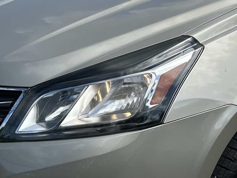 Used 2014 Chevrolet Traverse LT FWD image 9
