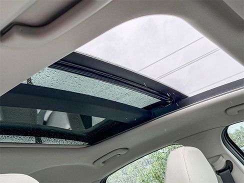 Certified 2024 Hyundai Sonata SEL w/ Convenience Package image 16