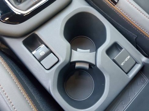 Used 2025 Subaru Forester Sport image 26