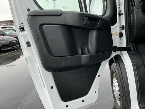 Used 2022 RAM ProMaster 2500 FWD image 10