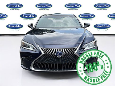 Used 2021 Lexus ES 300h w/ Premium Package FWD image 2