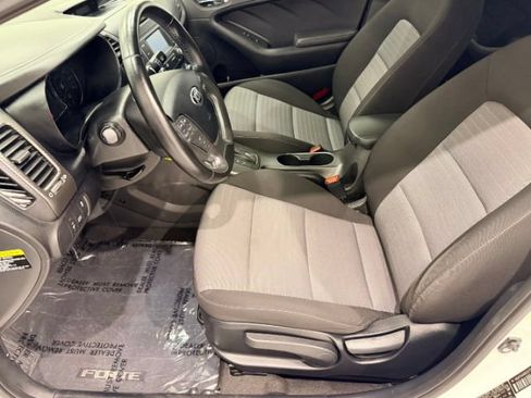 Used 2014 Kia Forte EX FWD image 33