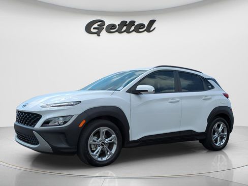 Certified 2023 Hyundai Kona SEL w/ Convenience Package image 1