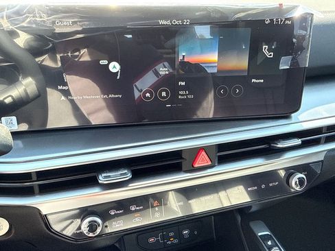 Certified 2025 Kia Sorento S w/ Panoramic Sunroof Package FWD image 28