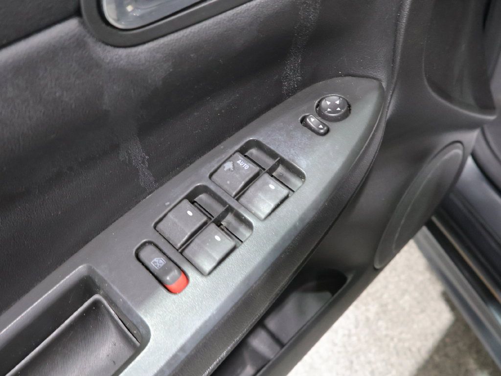 Used 2013 Chevrolet Impala LT FWD image 14
