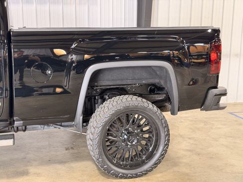 Used 2018 GMC Sierra 2500 SLT w/ Duramax Plus Package AWD/4WD image 12