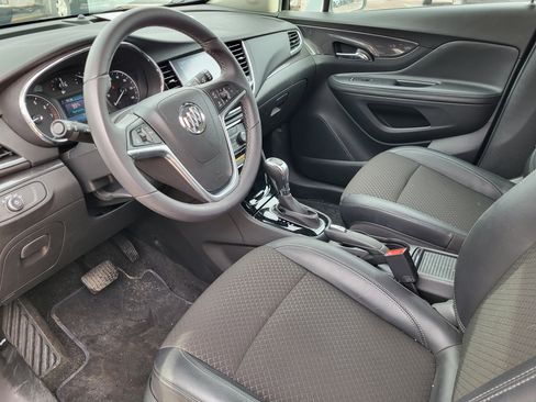 Used 2021 Buick Encore Preferred image 7