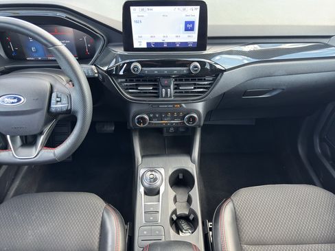 Used 2025 Ford Escape ST-Line Select AWD/4WD image 13