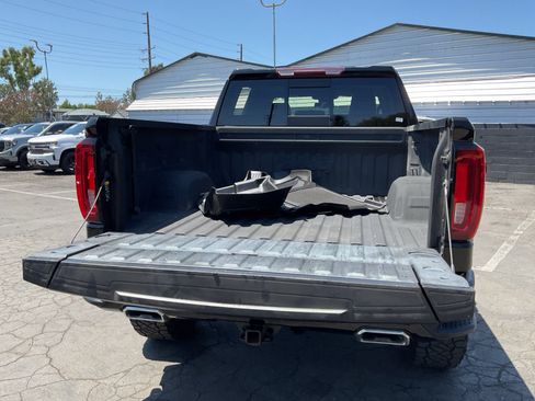 Used 2022 GMC Sierra 1500 AT4 w/ AT4 Premium Package AWD/4WD image 27