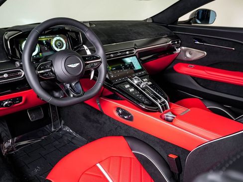 New 2026 Aston Martin V8 Vantage S image 25