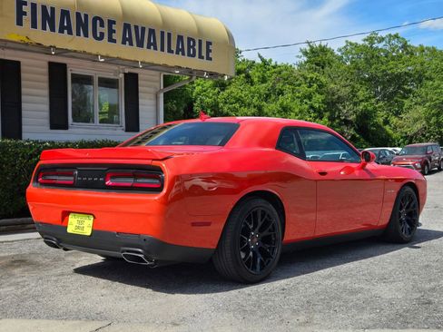 Used 2020 Dodge Challenger R/T w/ Plus Package image 3