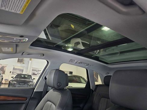 Used 2022 Audi Q5 2.0T Premium Plus image 23